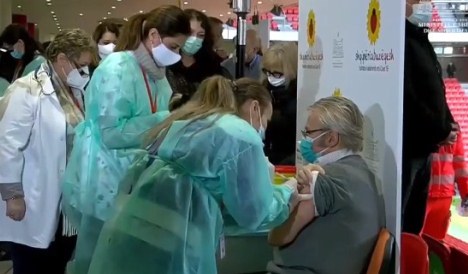 Sot vaksinimi i epidemiologeve nga 4 qytete: Ja kur nis per te moshuarit